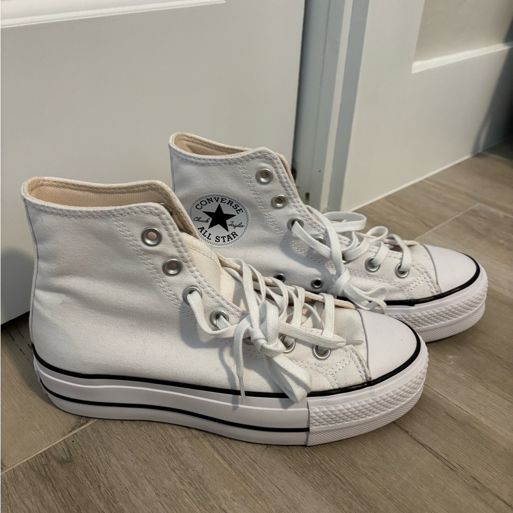 Converse White High-Top Sneakers Classic Design